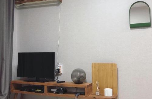 Yangyang House | Yang Yang Surfers Paradise Stay