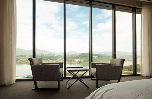 Gangha Hotel | Yangpyeong Bloomvista