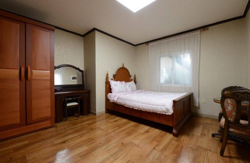 Seojong House | Yangpyeong Gewolga Pension