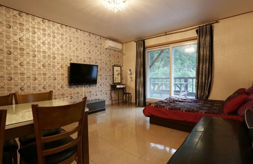 Danwol House | Yangpyeong Oettonjip Pension