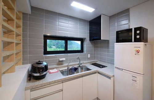 Sokcho House | Yangyang 56st Pension