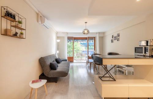 Juan-les-Pins Apartment | Yank's centre Juan Les Pins 5 min des plages