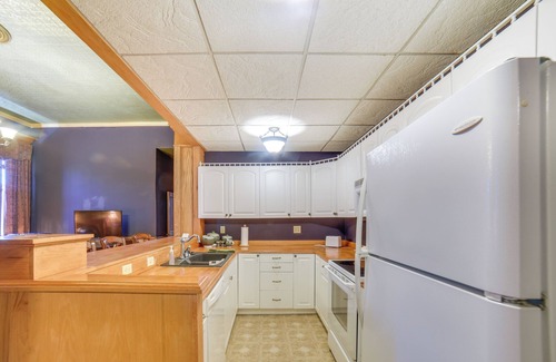 Yankton Apartment | Yankton Apt: 1 Mi to Mount Marty University!