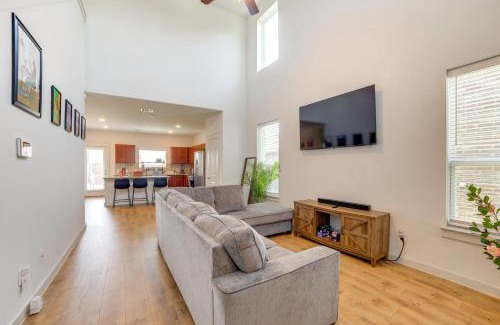Forney House | Yard and Office Spacious Family Home in Forney