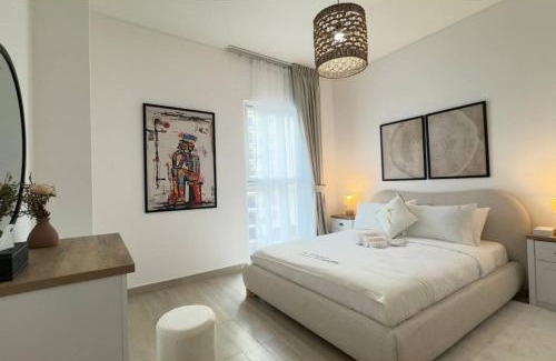 Abu Dhabi Apartment | Yas Island 2BR - Spacious Apartment with Balcony