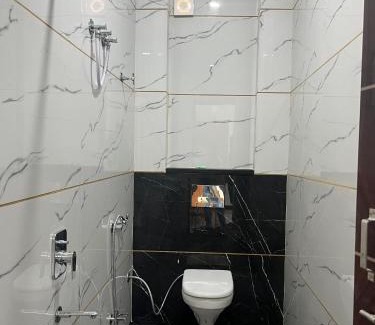 Maheshwar Hotel | Yashomati Hotel
