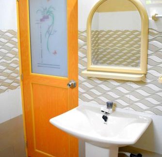 Pasikuda House | Yaswi Guest House
