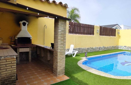 Chiclana de la Frontera Ski Chalet | Ye Ye House in Chiclana