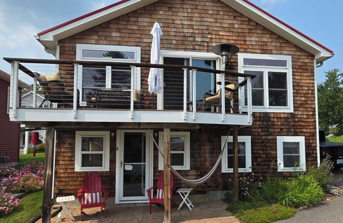 Lochmere House | Year-round house, Lakes Region, Winnisquam NH.