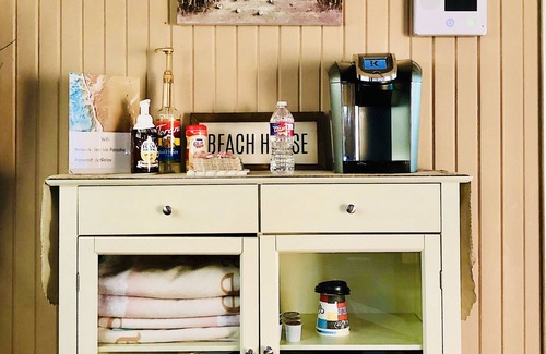 Galveston House | Year round paradise for fishing and beach goers alike .