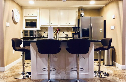 Galveston House | Year round paradise for fishing and beach goers alike .