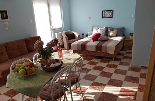 Bukfurdo Apartment | Yellow Apartmanház