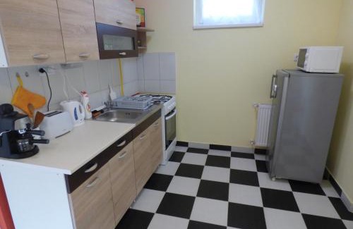 Debrecen Apartment | Yellow Apartment