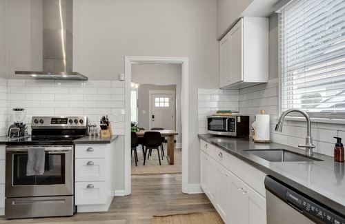 Boise House | Yellow Door at the Heart of Famous Mississippi Ave