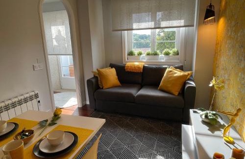 Santiago de Compostela City Centre Apartment | Yellow Home