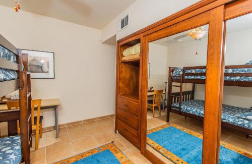 Las Conchas Villa | Yellow Rose