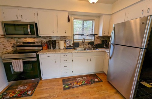 Gardiner House | Yellowstone Treasure Guest House #2