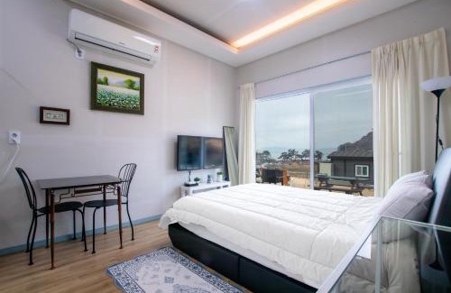 Yeosu House | Yeosu Geumodo Geumo Island Pension