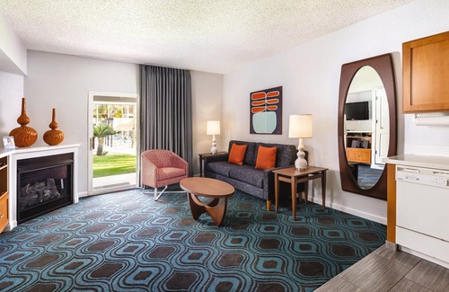 Uptown Design District Resort | Yes . life is this good!