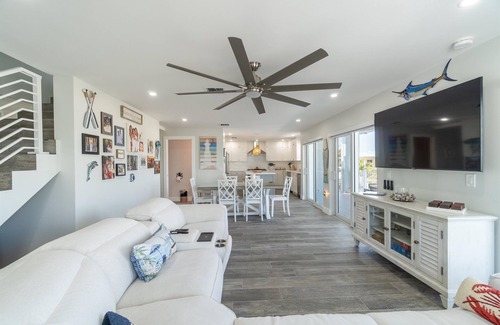 Sands House | Yeya's Hideaway | Gorgeous 4 bedroom w/open water views & boating