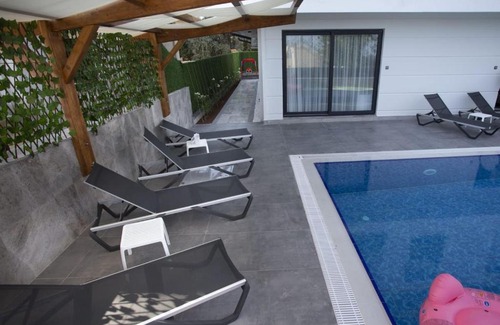 Lara Apartment | YILDIZ PREMIUM APART 2