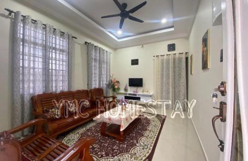 Kampung Gong Badak House | YMC Homestay Tok Jembal
