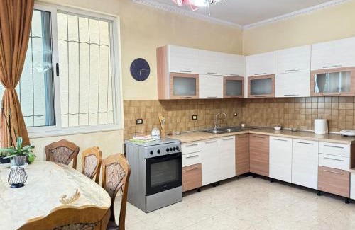 Shkoder House | Yoga Guesthouse