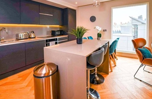 York Apartment | York Central No3, within city walls, free parking