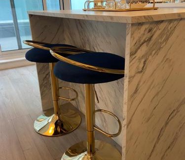 Bloor-Yorkville Hotel | Yorkville Terrace
