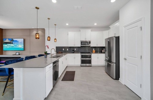 Cumbrian Lakes House | You and Your Family will Love this Luxury Mansion on Storey Lake Resort, Orlando Mansion 6272