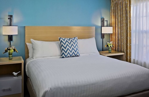 Gunter Afs Hotel | You Found it! 2 Comfortable Units, Free Parking, Onsite Pool, Pet-friendly