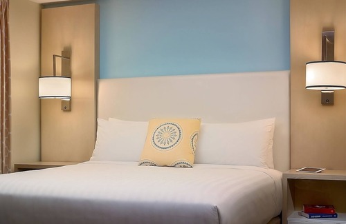 Omaha Hotel | You Found it! Free Breakfast, Free Parking, Onsite Pool, Private Kitchen