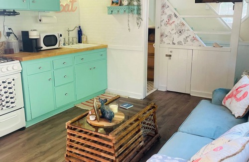 Barnstable County Cottage | You, Me & the Sea - 4 Minute Walk to the Beach!
