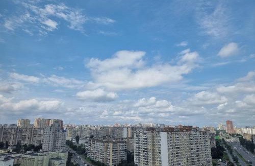 Pozniaky Apartment | Your apart Kharkivska