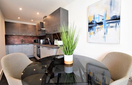 Bristol Villa | Your Apartment | Bristol Brunel Loft - No.2