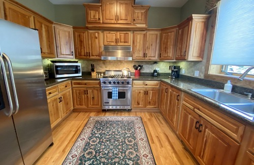 Crested Butte House | Your family wants to relax in the mountains from the deck @ Montaña Azul, Mt CB!