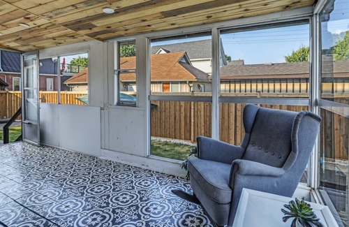 Hamilton House | Your holiday home on the beach