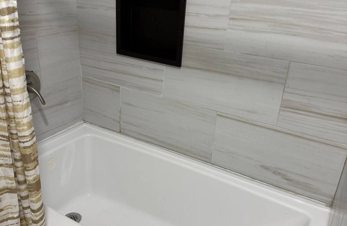 Church Street House | Your home away from home-relax,explore and enjoy!