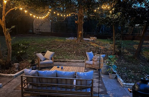 Summerville House | Your Home Away from the Fairway – Masters Ready!