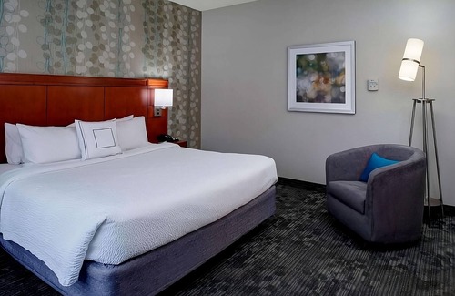 Waldron Hotel | Your Home Away From Home! Pet-Friendly Property in Kansas City!
