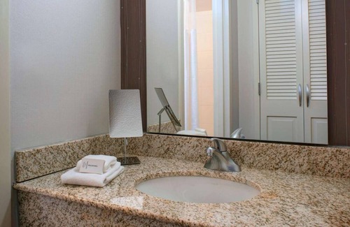 Waldron Hotel | Your Home Away From Home! Pet-Friendly Property in Kansas City!