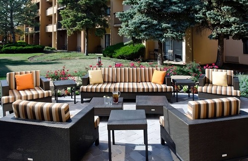 Waldron Hotel | Your Home Away From Home! Pet-Friendly Property in Kansas City!
