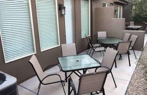Washington Condo | Your home away from home!