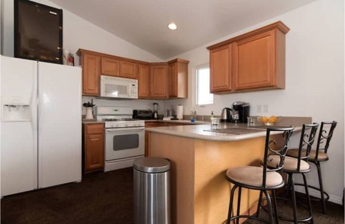 Huntington Beach Apartment | Your Home Away From Home!