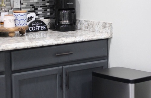 New Port Richey East House | Your home away from home/The perfect place to unwind with family & Friends