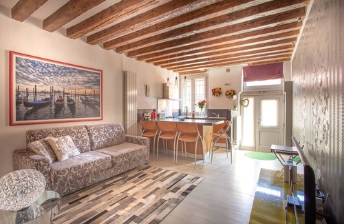 Cannaregio Apartment | Your Luxury Loft in Heart of Venice!Great discount during Autumn/Winter season!