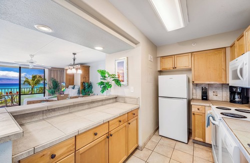 Kahana Condo | Your Oceanfront Maui Escape! Valley Isle Resort