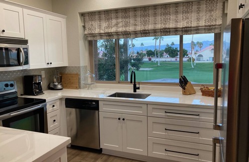 Palm Desert Condo | Your Perfect Desert Home for Active Days and Relaxing Evenings!