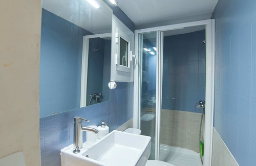 El Camp de l'Arpa del Clot Apartment | Your perfect getaway in Barcelona next to Sagrada Familia!