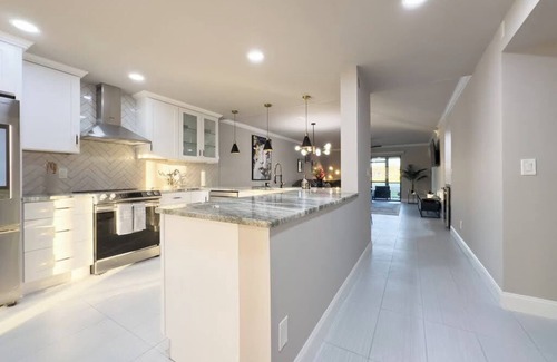Iona Condo | Your Perfect Golf Retreat Awaits!